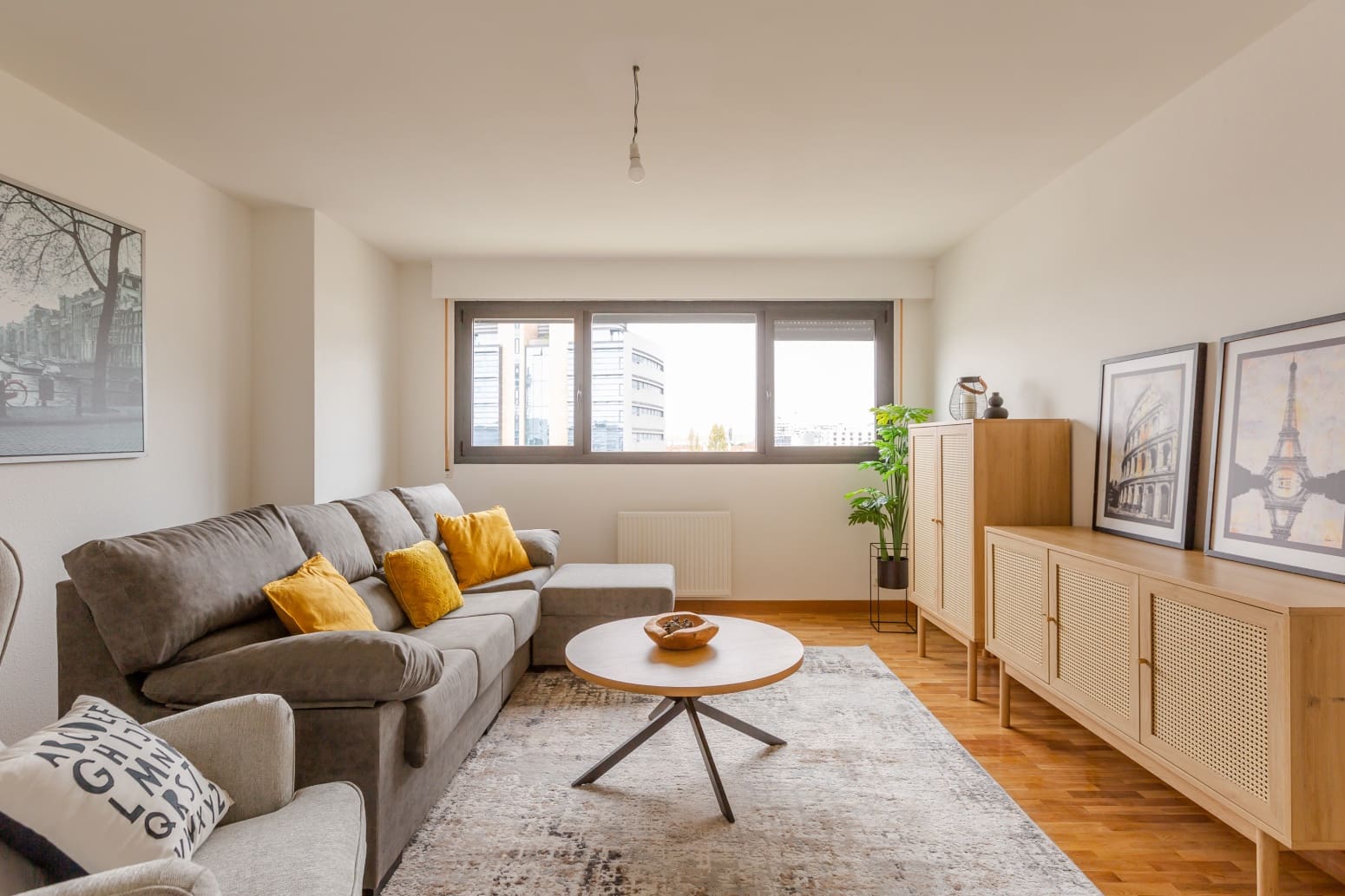 3 soveværelse Lejlighed til salg i Pamplona / Iruna med garage - € 289.000 (Ref: 9321642)