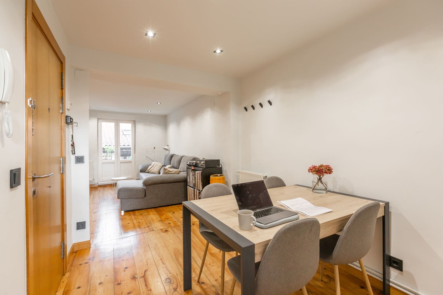 2 sovrum Lägenhet till salu i Pamplona - 205 000 € (Ref: 9340859)