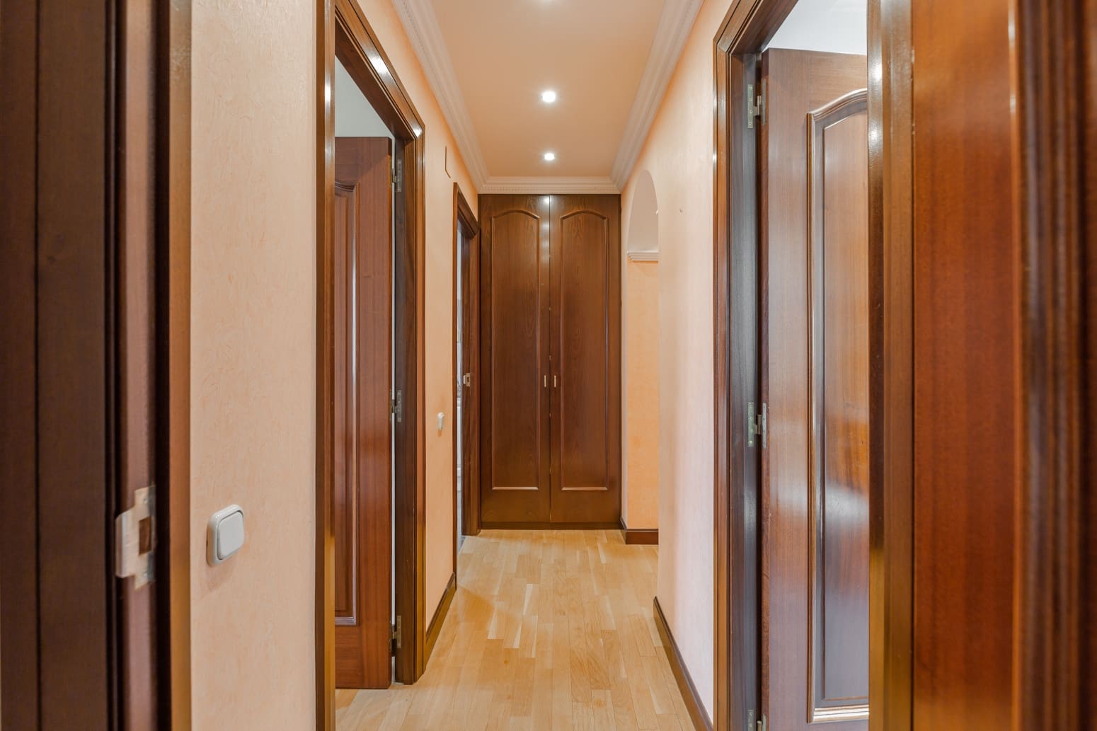 4 bedroom Flat for sale in Pamplona / Iruna with garage - € 520,000 (Ref: 9340861)