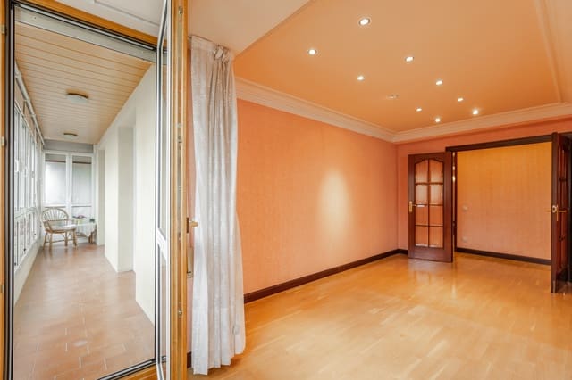 4 soveværelse Lejlighed til salg i Pamplona / Iruña med garage - € 520.000 (Ref: 9340861)