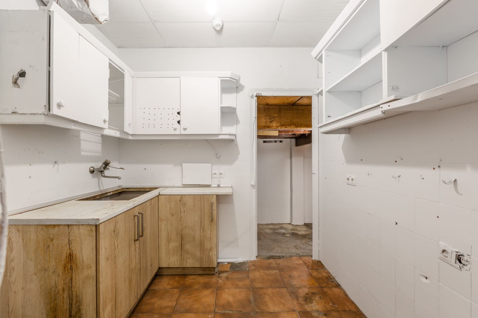 Commercieel te koop in Burlada - € 88.000 (Ref: 9340862)