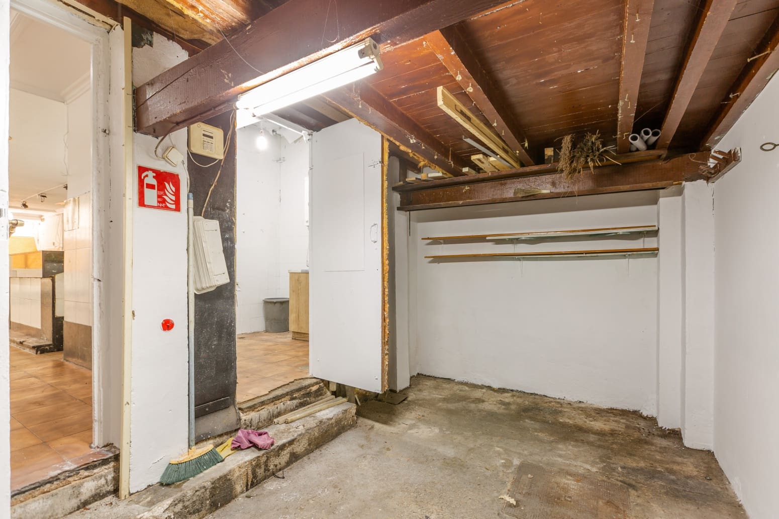 Commercieel te koop in Burlada - € 88.000 (Ref: 9340862)