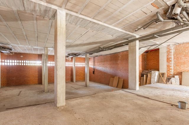 Commercieel te koop in Berriozar - € 169.500 (Ref: 9344513)