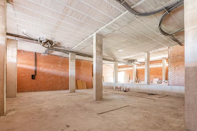 Commercieel te koop in Berriozar - € 169.500 (Ref: 9344513)