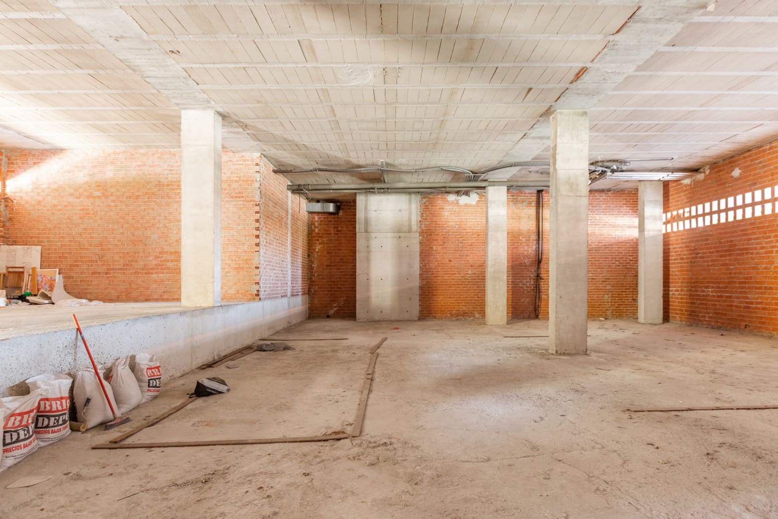 Komercyjne na sprzedaż w Berriozar - 169 500 € (Ref: 9344513)