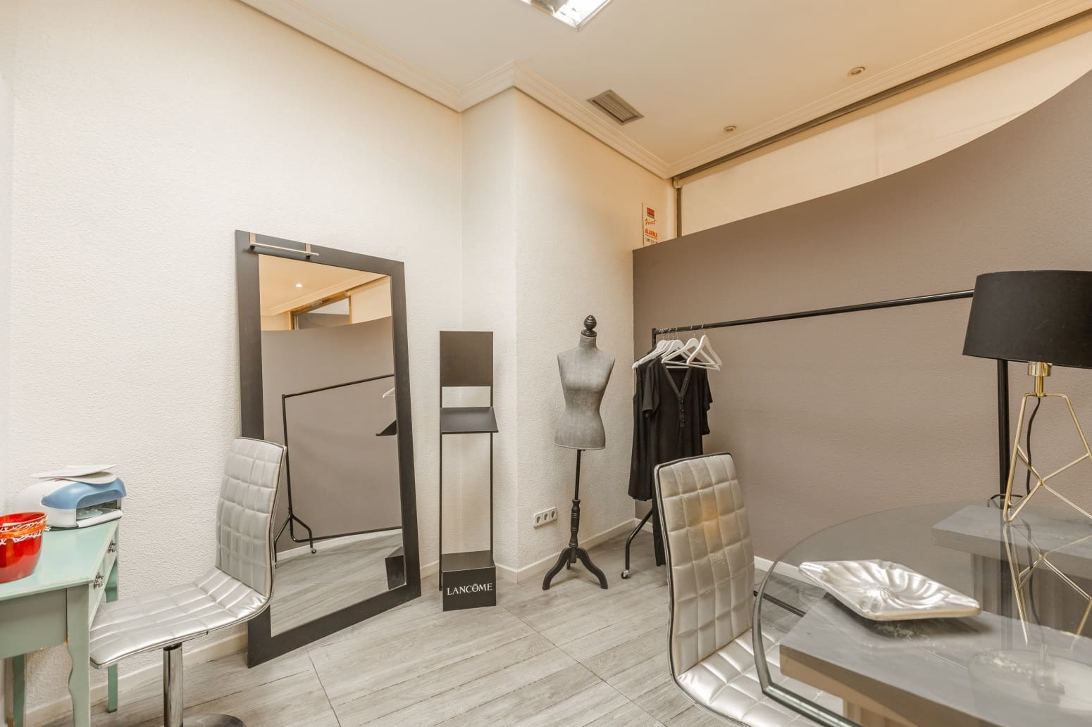 Comercial para venda em Pamplon - 165 900 € (Ref: 9344514)