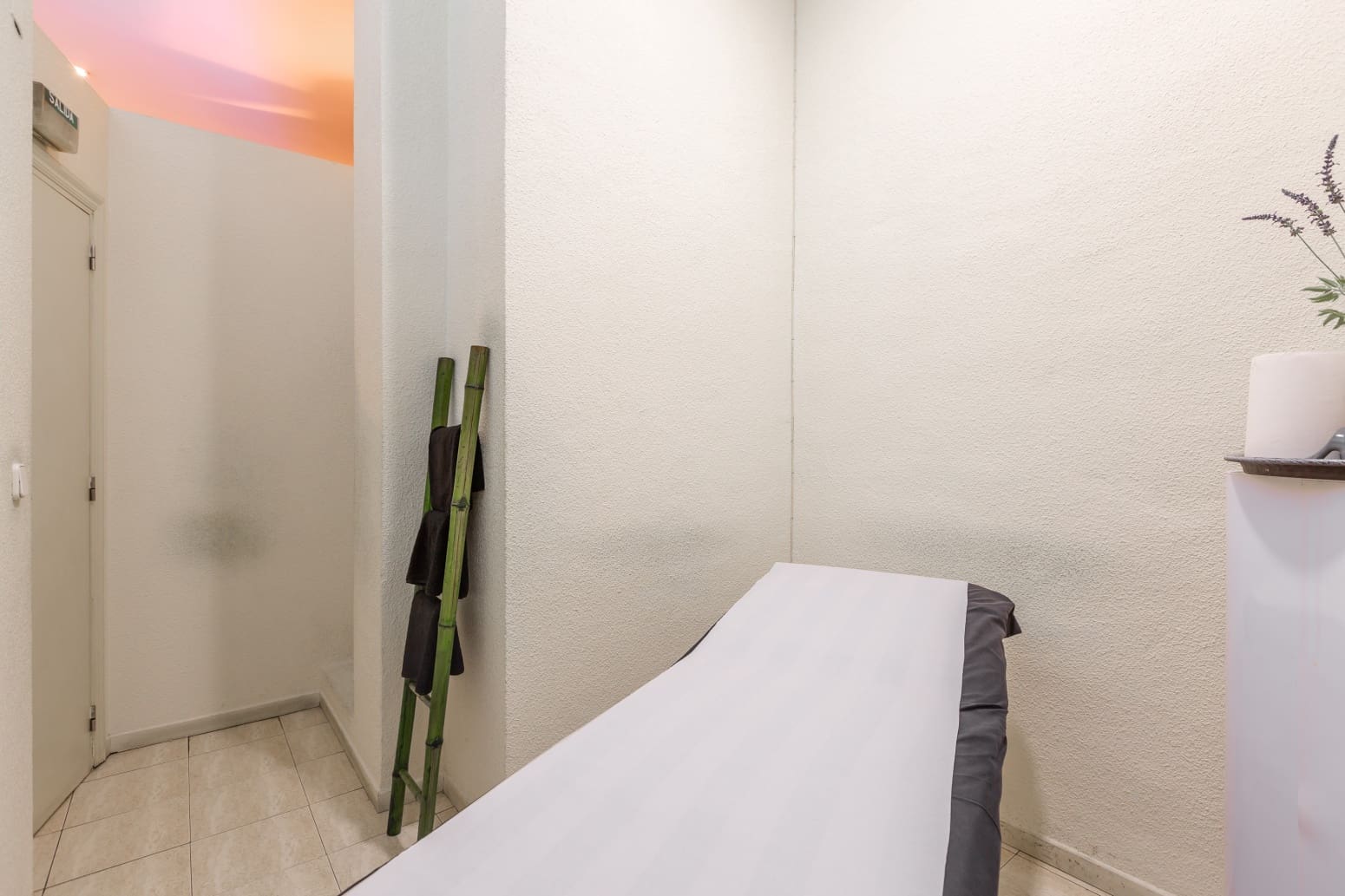 Comercial para venda em Pamplon - 165 900 € (Ref: 9344514)