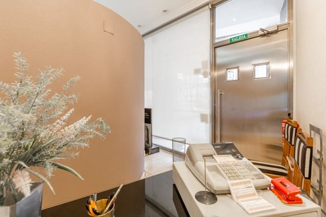 Commercieel te koop in Pamplona - € 165.900 (Ref: 9344514)