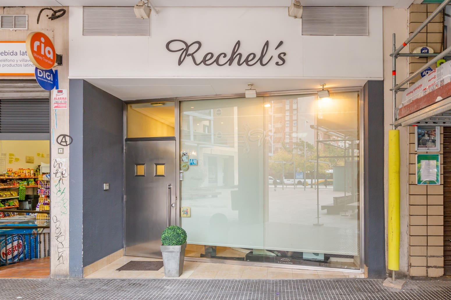 Comercial para venda em Pamplon - 165 900 € (Ref: 9344514)