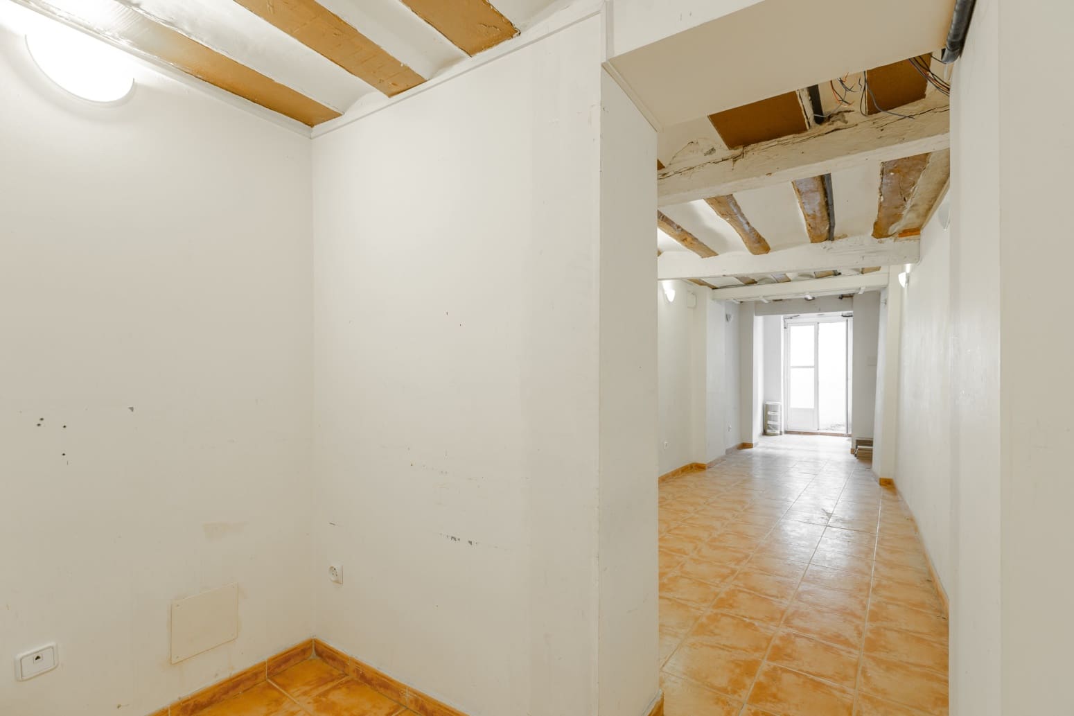 Erhverv til salg i Pamplona / Iruna - € 72.000 (Ref: 9347033)