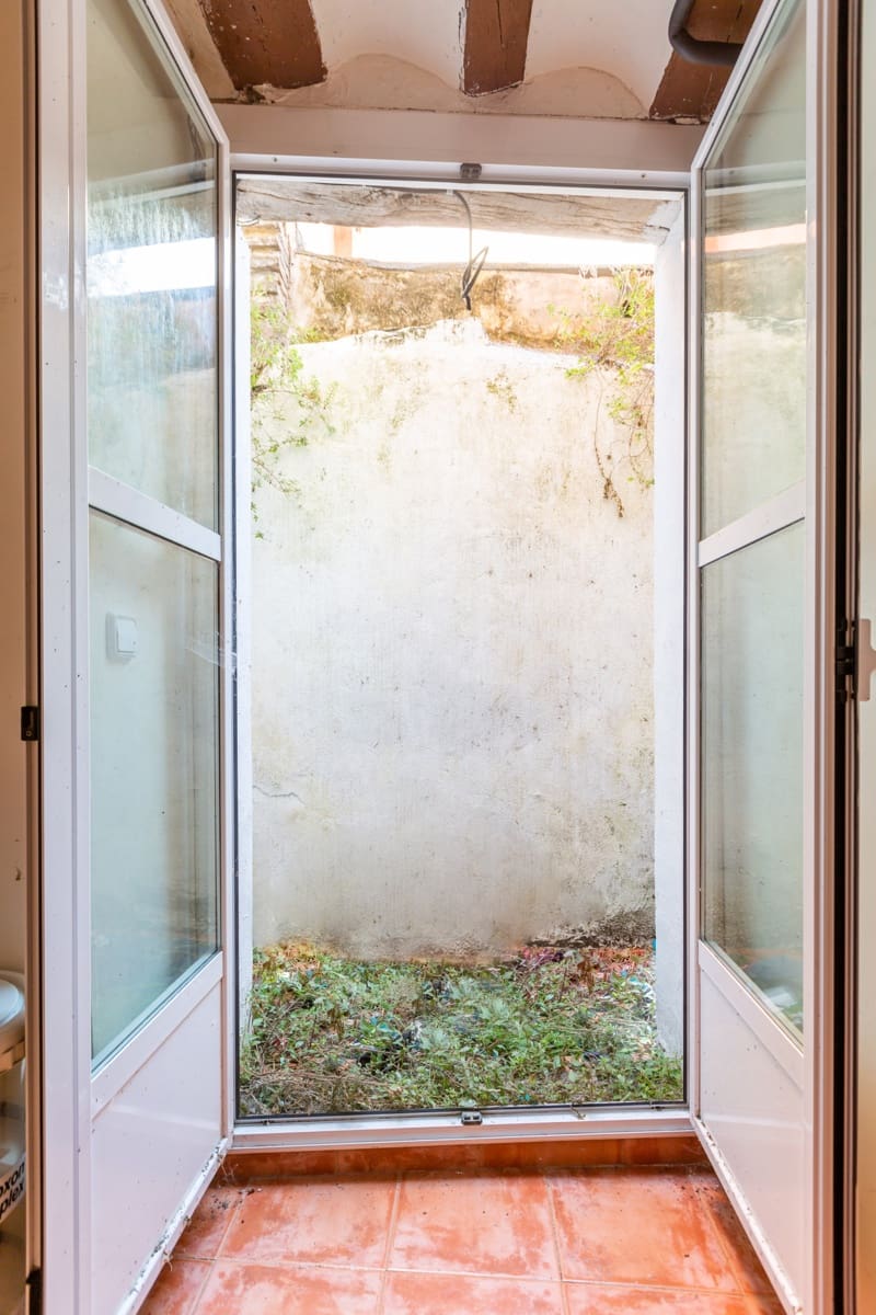 Erhverv til salg i Pamplona / Iruna - € 72.000 (Ref: 9347033)