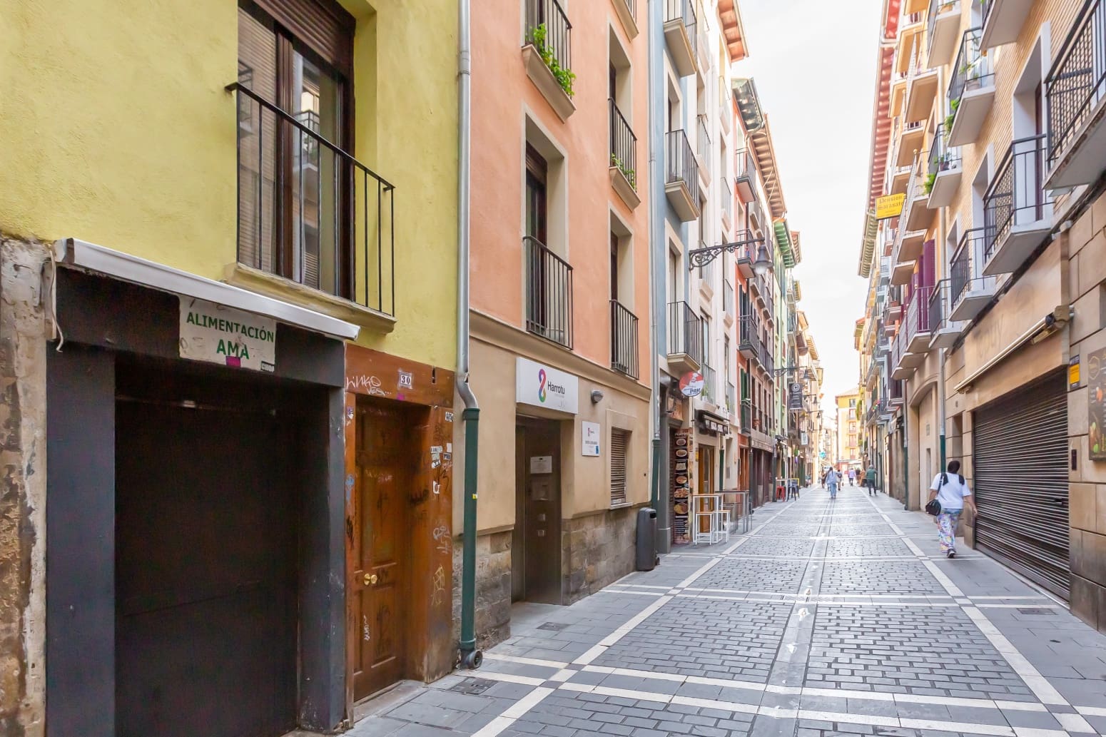 Erhverv til salg i Pamplona / Iruna - € 72.000 (Ref: 9347033)