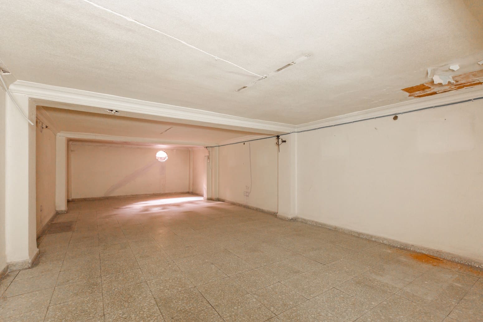 Commercieel te koop in Burlada - € 170.000 (Ref: 9353258)