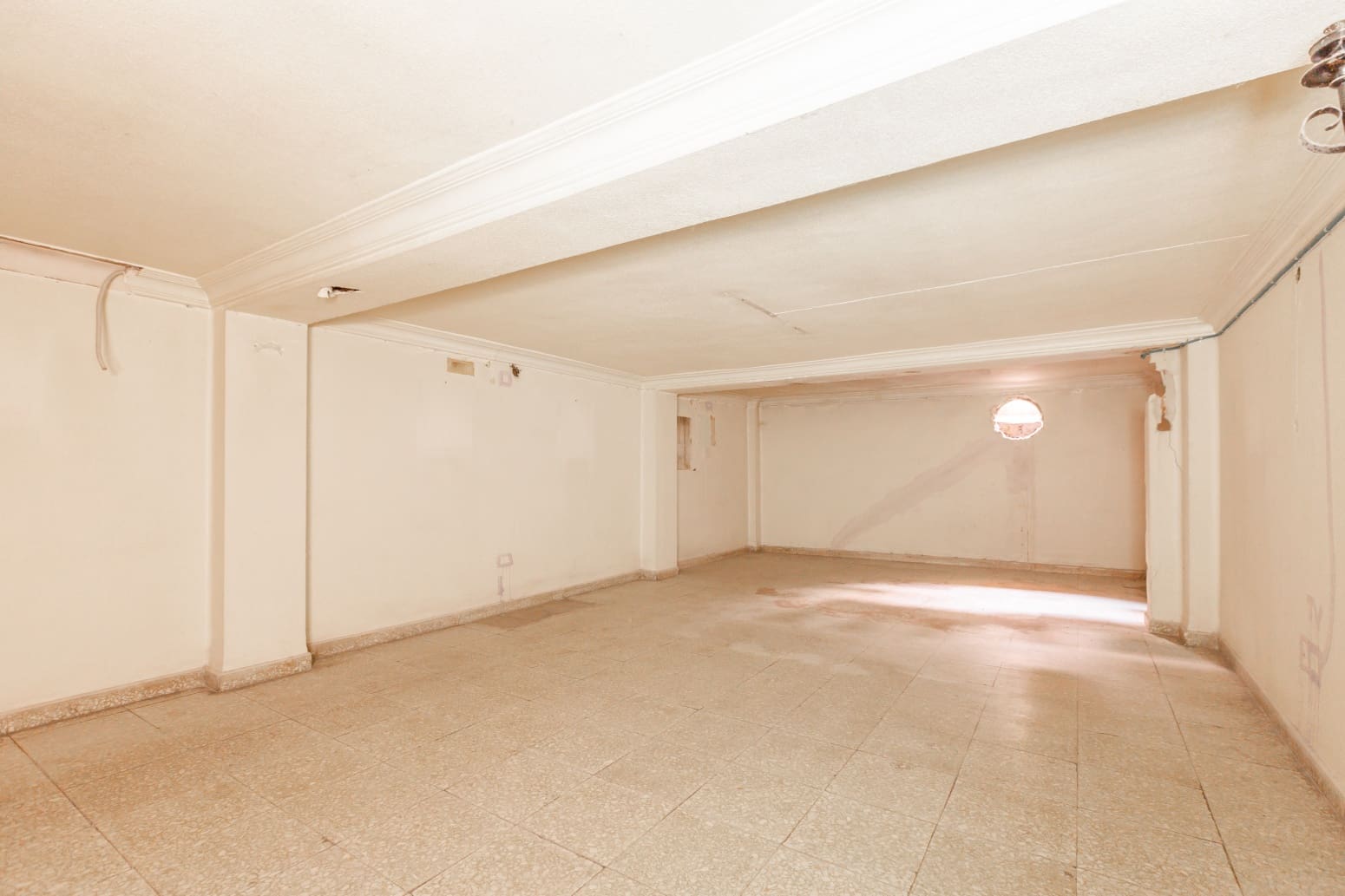 Commercieel te koop in Burlada - € 170.000 (Ref: 9353258)