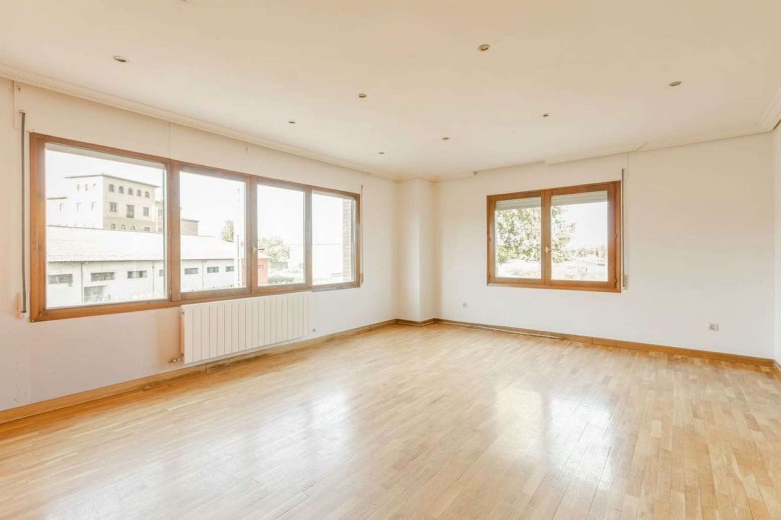 3 sovrum Villa till salu i Olite med garage - 179 000 € (Ref: 9362075)