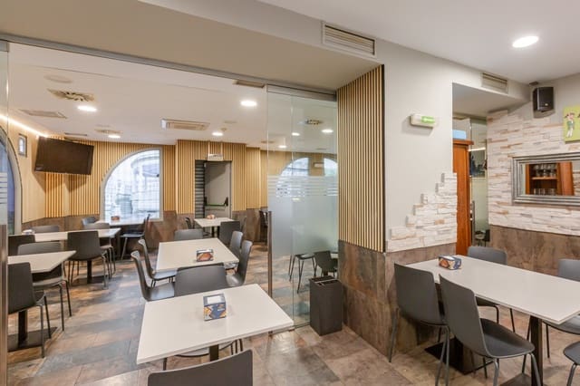 Virksomhed til salg i Pamplona / Iruña - € 136.000 (Ref: 9371885)