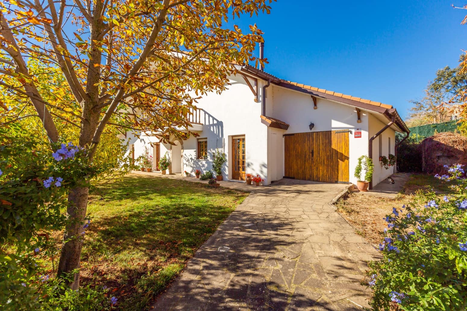 5 soverom Villa til salgs i Los Arcos med garasje - € 350 000 (Ref: 9378837)