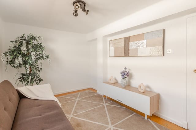 2 soveværelse Lejlighed til salg i Pamplona / Iruña - € 176.000 (Ref: 9387672)