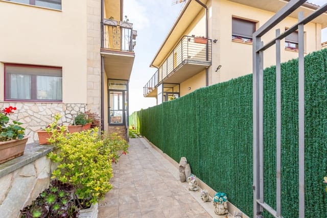 4 chambre Villa/Maison à vendre à Berrioplano avec piscine garage - 575 000 € (Ref: 9390392)