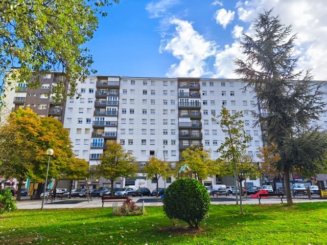 3 camera da letto Appartamento in vendita in Barañain - 230.000 € (Rif: 9390394)