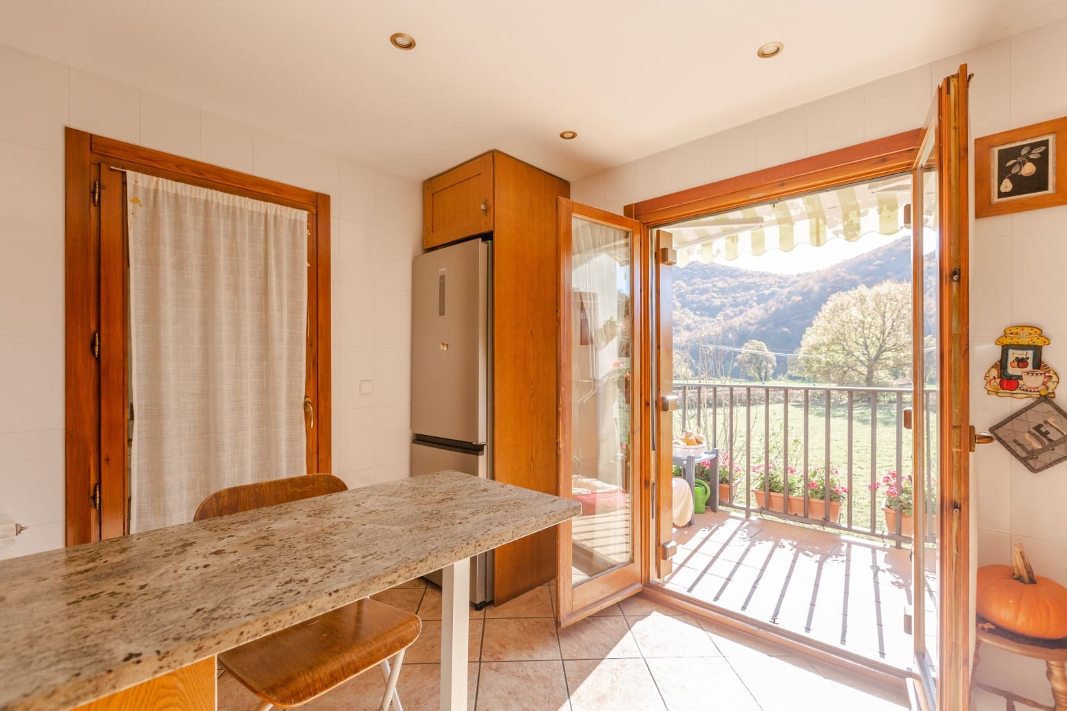 3 makuuhuone Asunto myytävänä paikassa Basaburua mukana 
autotalli - 192 500 € (Ref: 9393276)