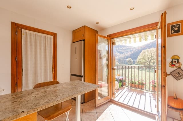 3 makuuhuone Asunto myytävänä paikassa Basaburua mukana 
autotalli - 192 500 € (Ref: 9393276)