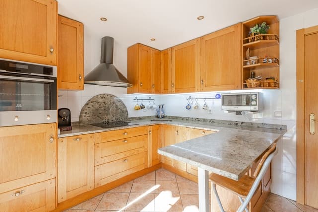 3 makuuhuone Asunto myytävänä paikassa Basaburua mukana 
autotalli - 192 500 € (Ref: 9393276)