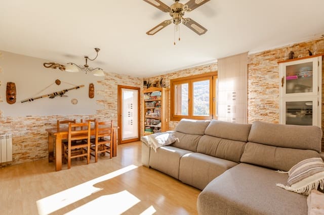 3 makuuhuone Asunto myytävänä paikassa Basaburua mukana 
autotalli - 192 500 € (Ref: 9393276)