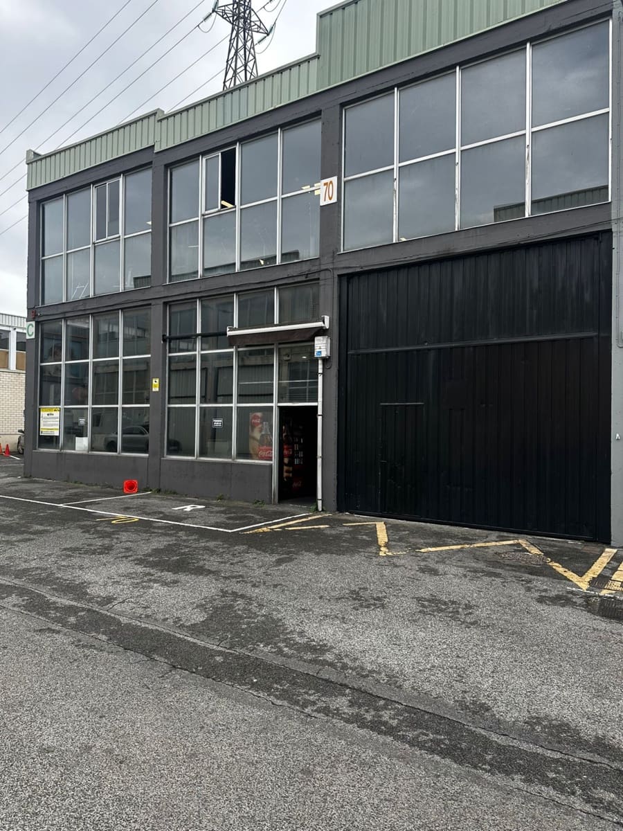 Commercieel te koop in Berriozar - € 450.000 (Ref: 9395825)