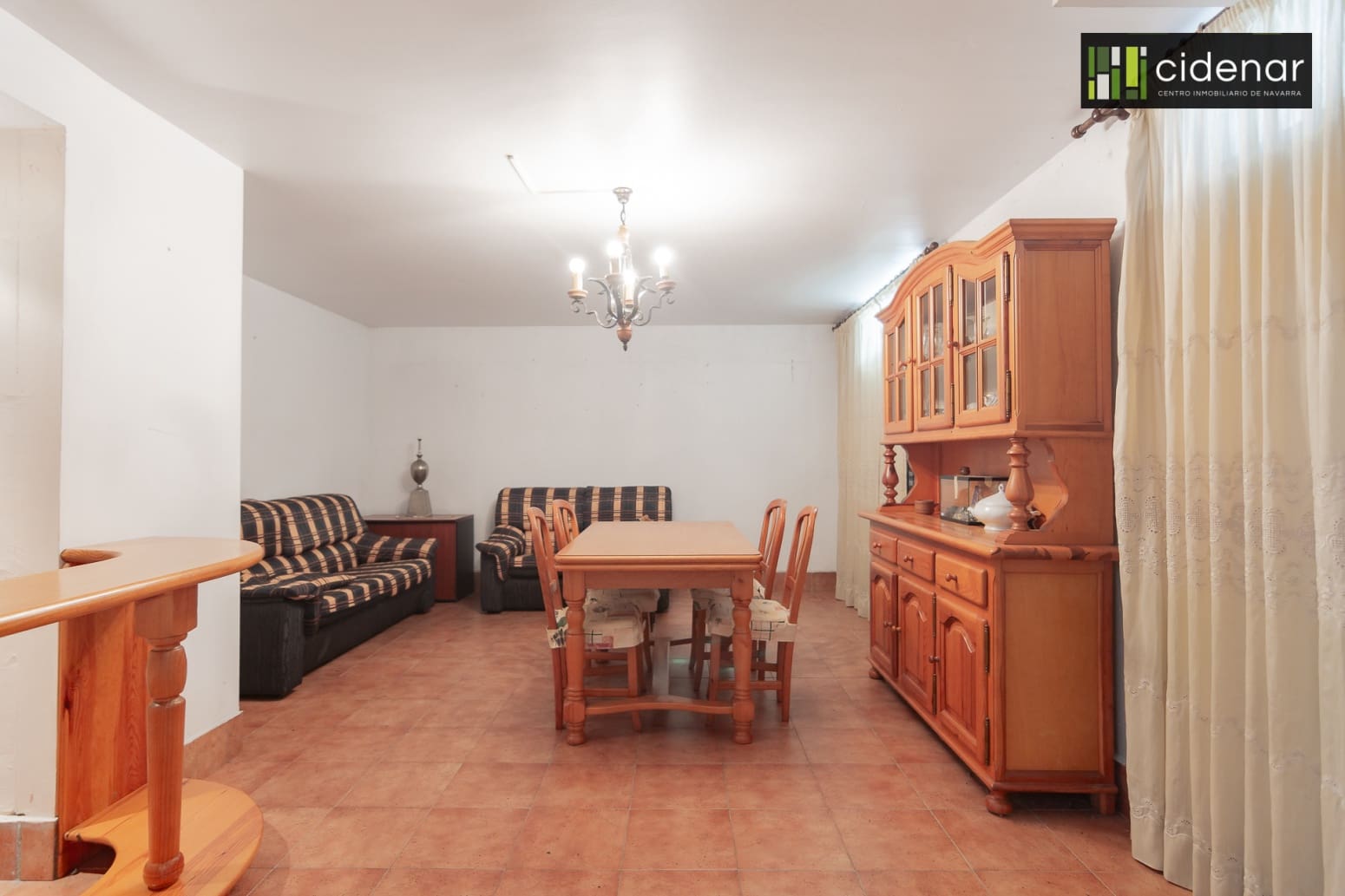 4 sovrum Villa till salu i Aranguren med garage - 560 000 € (Ref: 9400561)