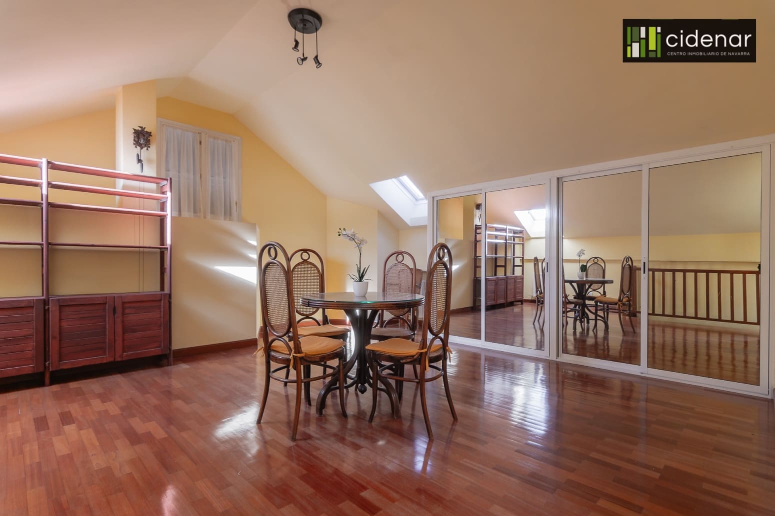 4 sovrum Villa till salu i Aranguren med garage - 560 000 € (Ref: 9400561)