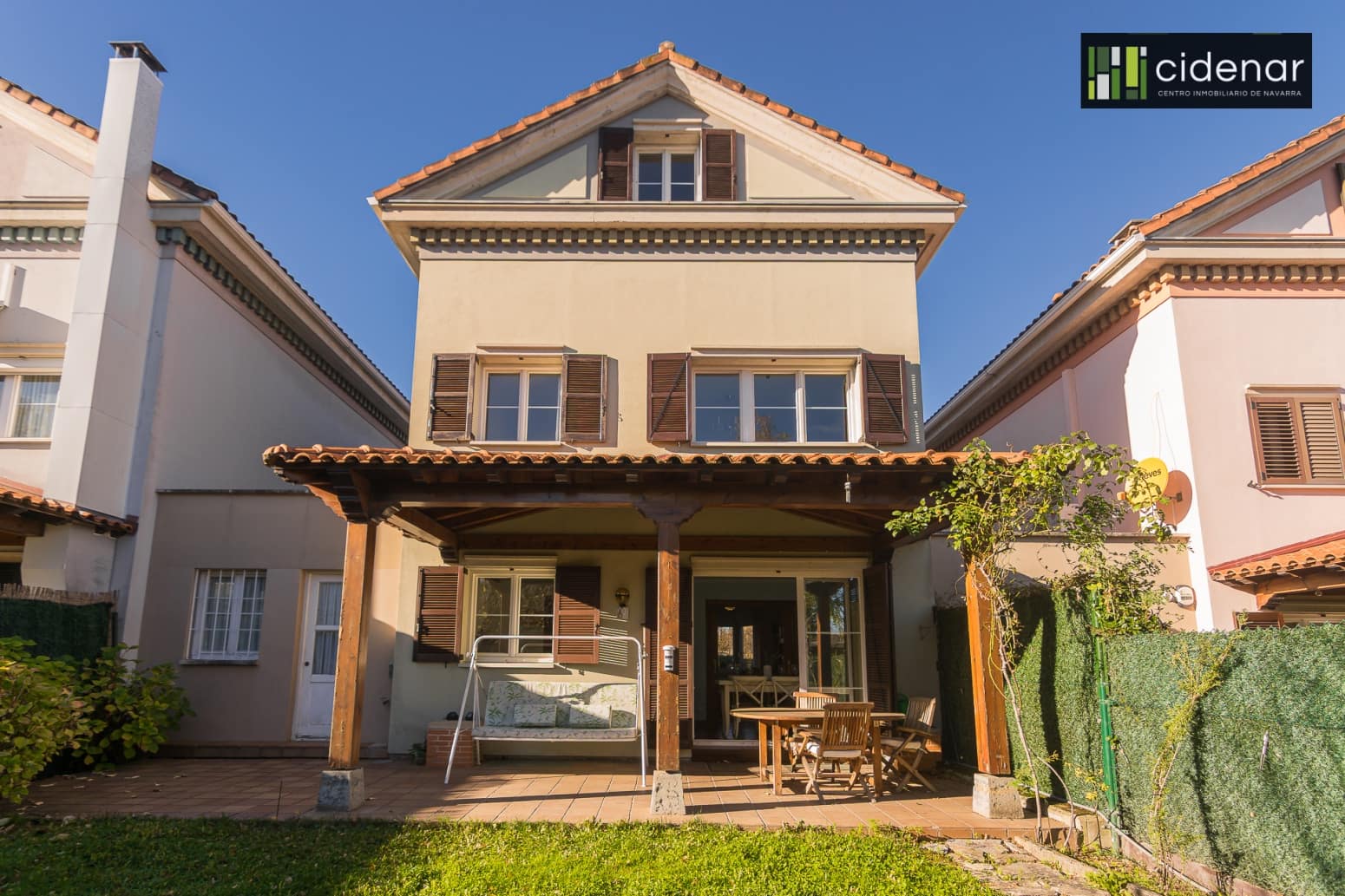 4 sovrum Villa till salu i Aranguren med garage - 560 000 € (Ref: 9400561)