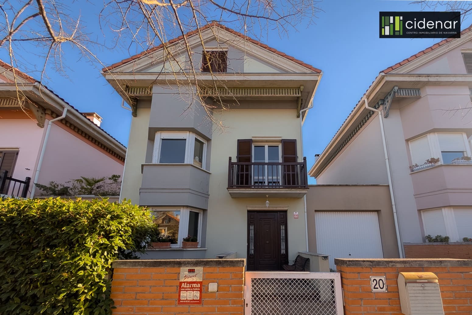 4 sovrum Villa till salu i Aranguren med garage - 560 000 € (Ref: 9400561)