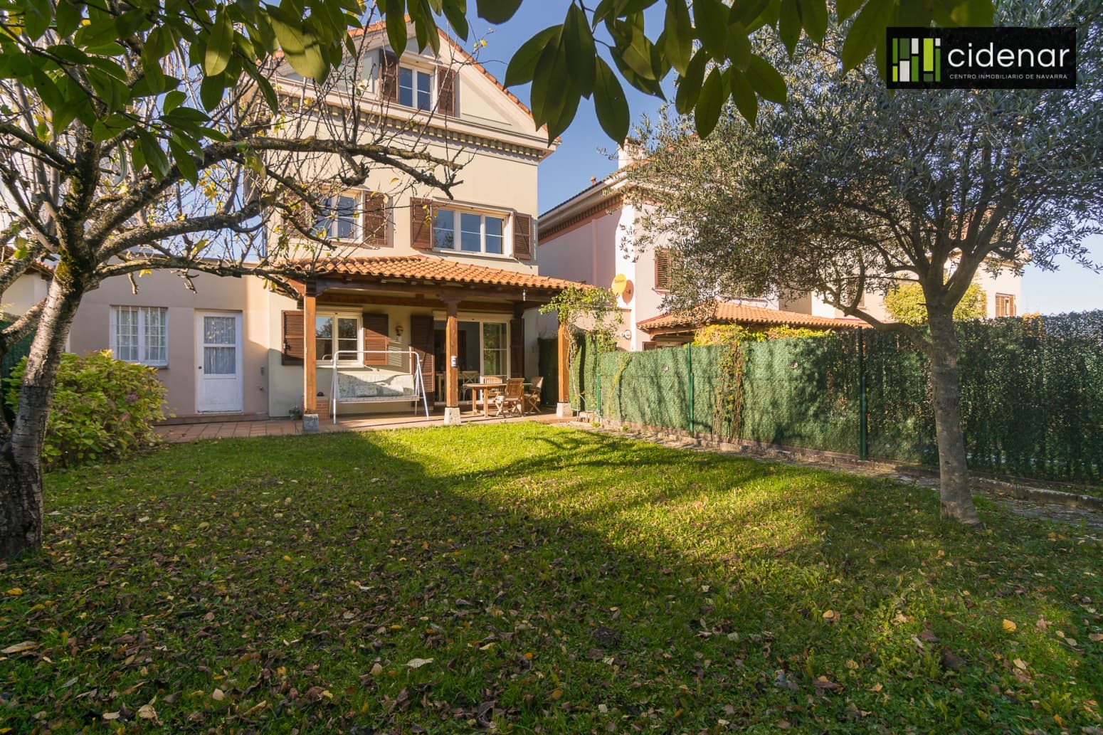 4 sovrum Villa till salu i Aranguren med garage - 560 000 € (Ref: 9400561)