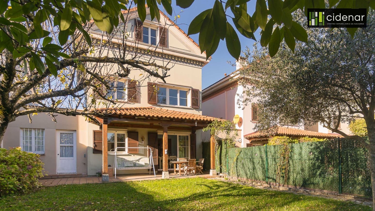 4 sovrum Villa till salu i Aranguren med garage - 560 000 € (Ref: 9400561)