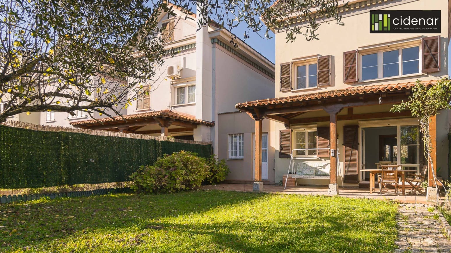 4 sovrum Villa till salu i Aranguren med garage - 560 000 € (Ref: 9400561)