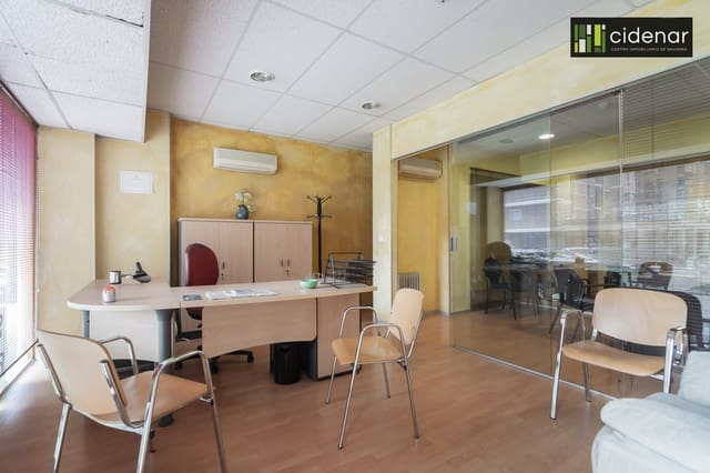Büro zu vermieten in Pamplona / Iruña - 800 € (Ref: 9403035)