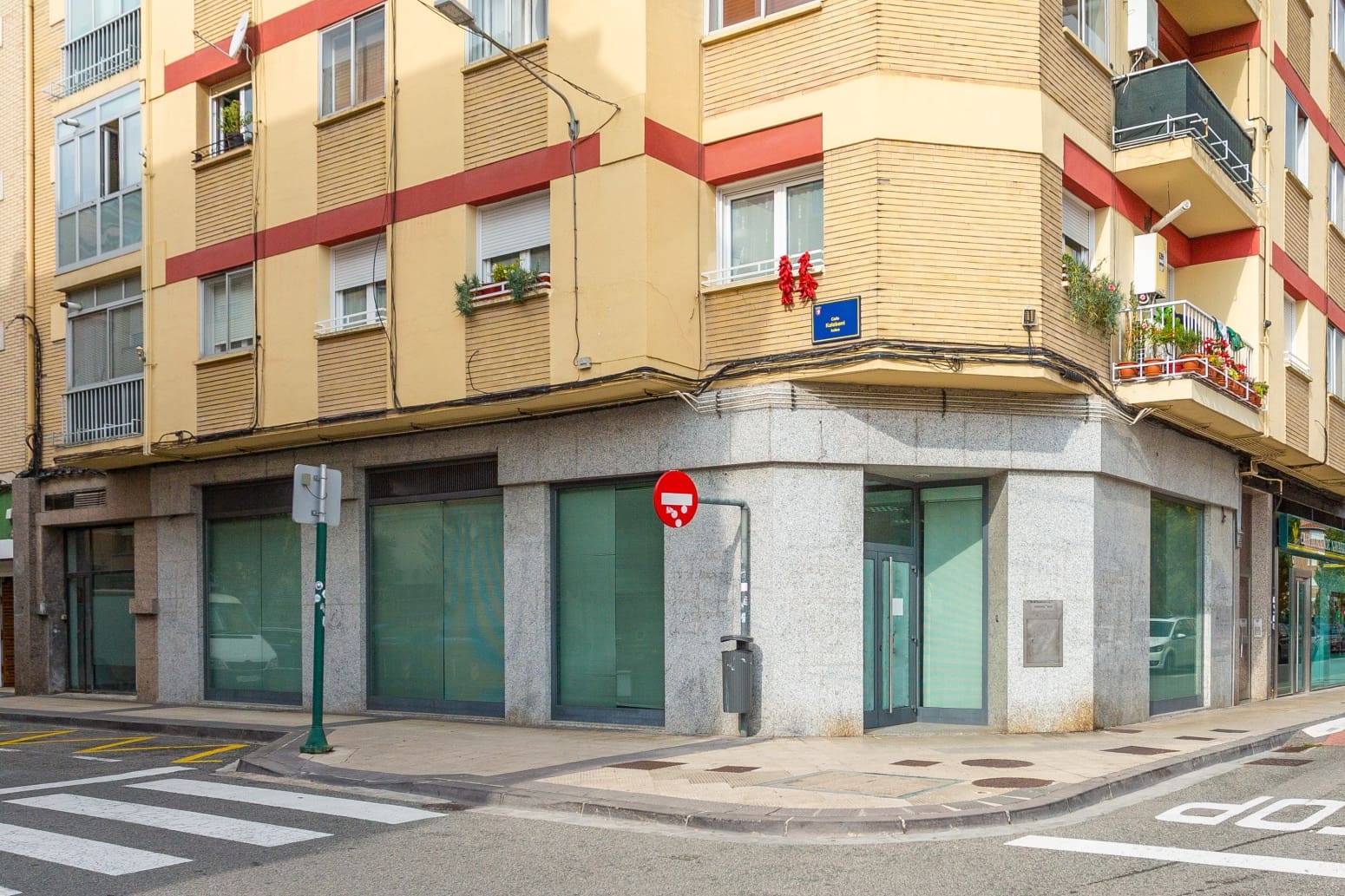 Commercial for sale in Berriozar - € 70,000 (Ref: 9403036)