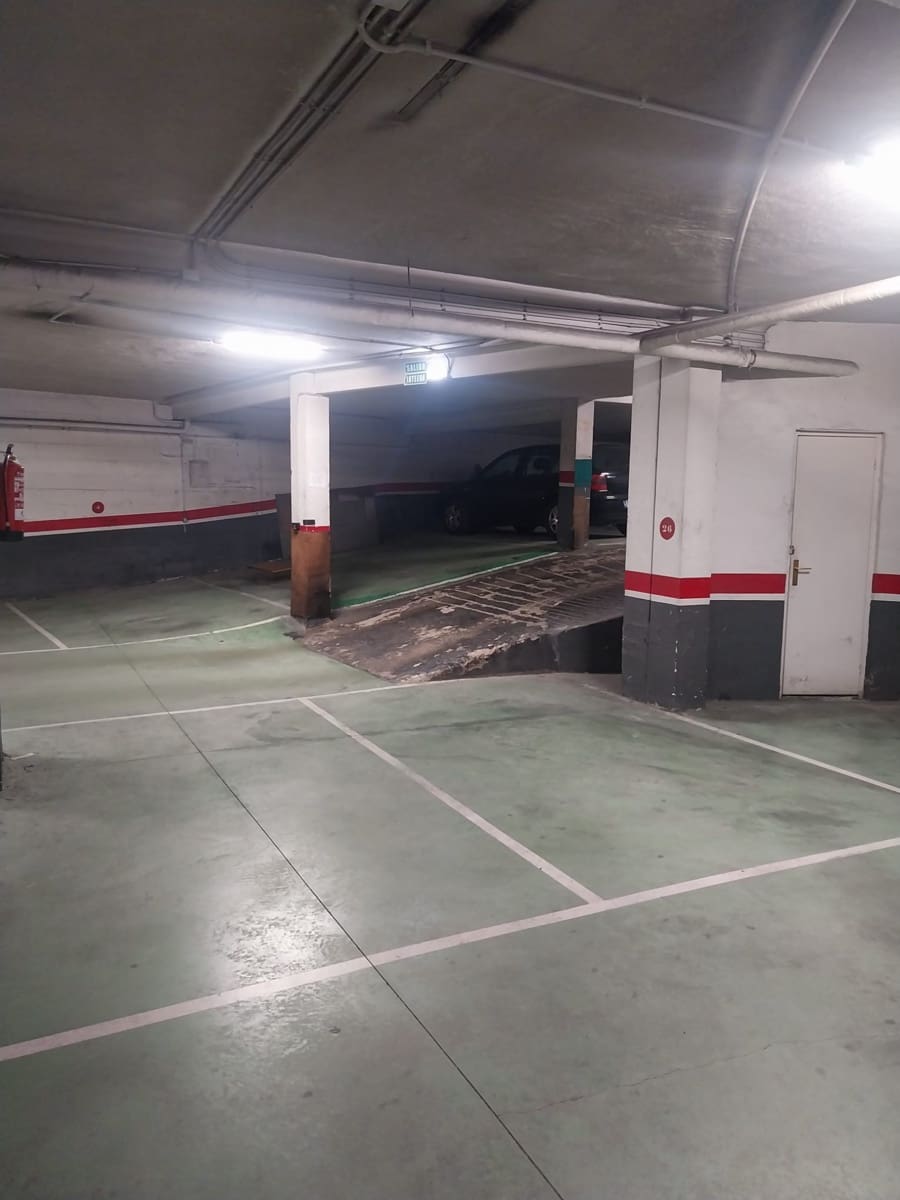 Garage in vendita in Pamplona - 11.000 € (Rif: 9406343)
