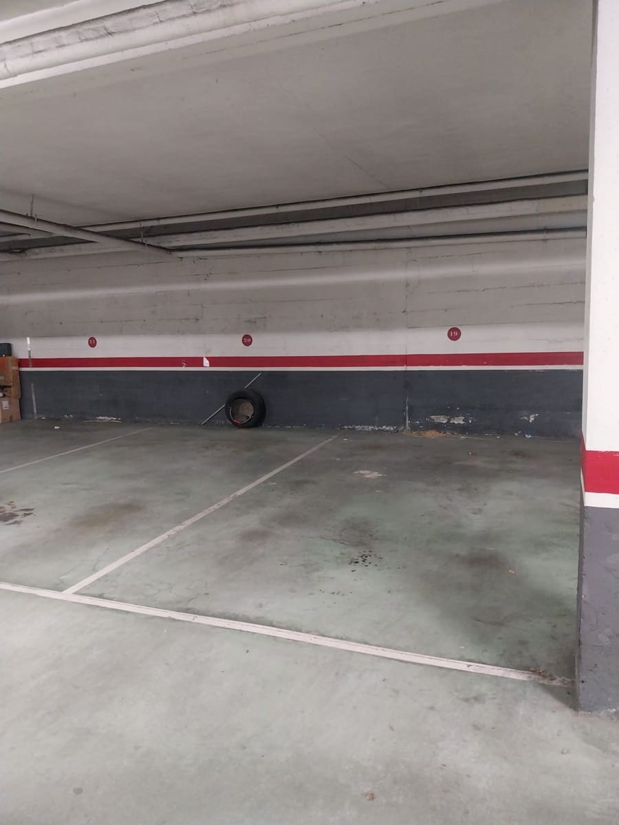 Garage in vendita in Pamplona - 11.000 € (Rif: 9406343)