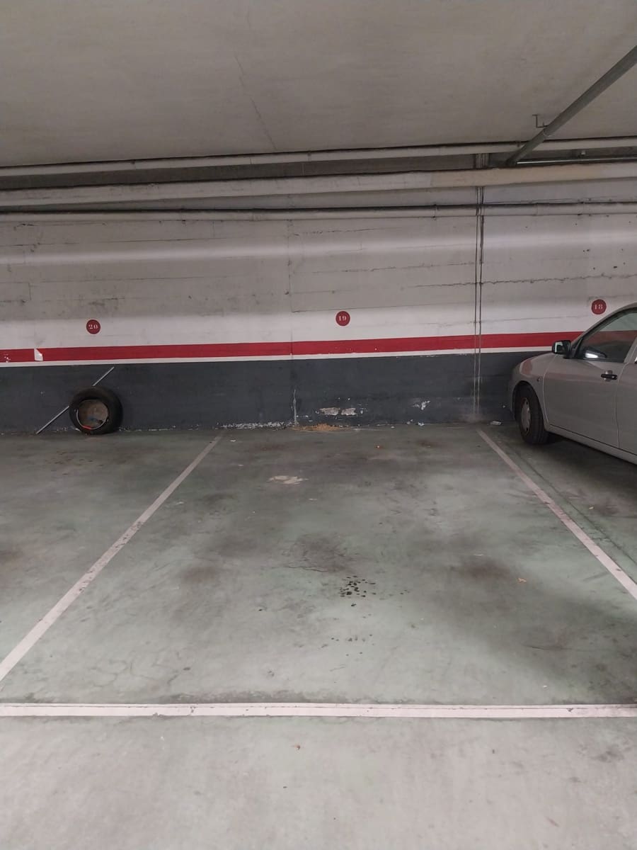 Garage in vendita in Pamplona - 11.000 € (Rif: 9406343)
