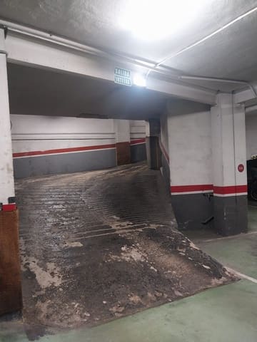 Garage for sale in Pamplona / Iruña - € 11,000 (Ref: 9406343)