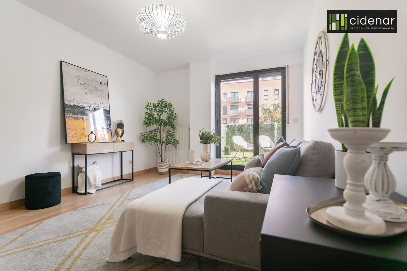 2 soverom Leilighet til salgs i Pamplona med svømmebasseng garasje - € 259 000 (Ref: 9422080)