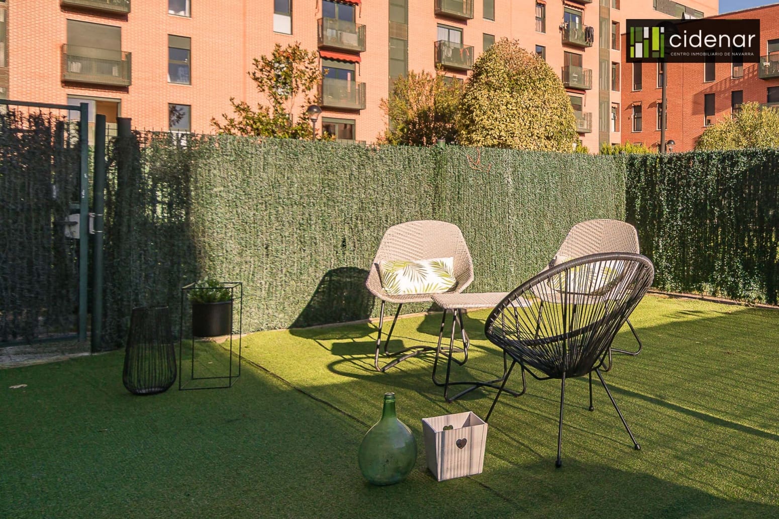 2 soverom Leilighet til salgs i Pamplona med svømmebasseng garasje - € 259 000 (Ref: 9422080)