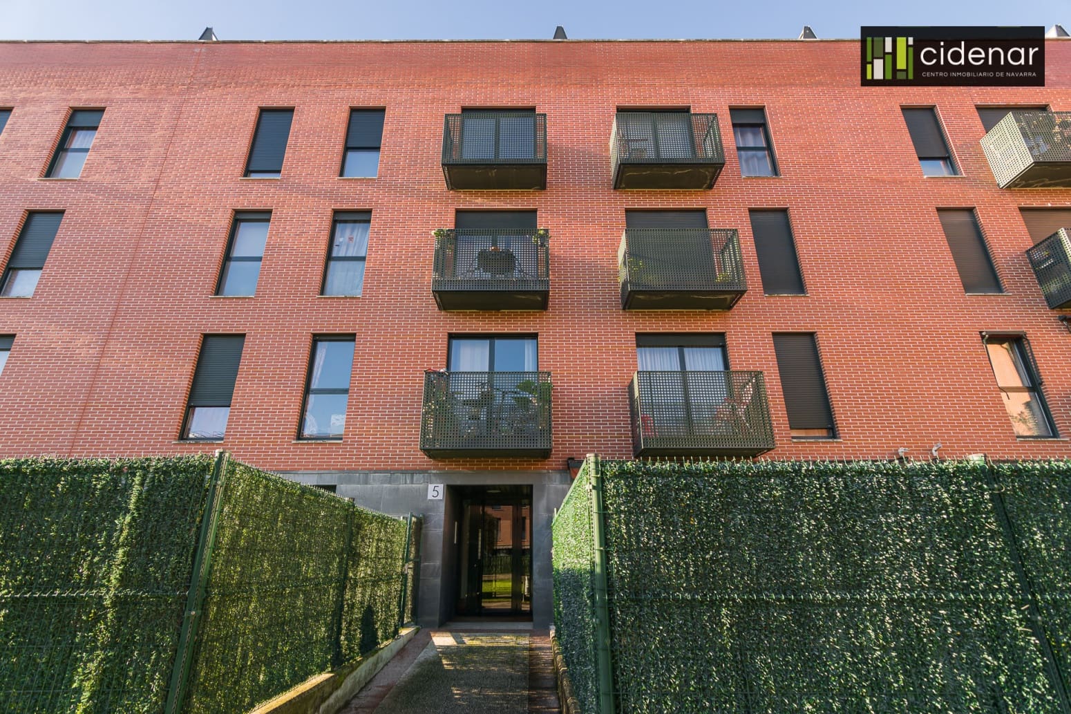 2 soverom Leilighet til salgs i Pamplona med svømmebasseng garasje - € 259 000 (Ref: 9422080)