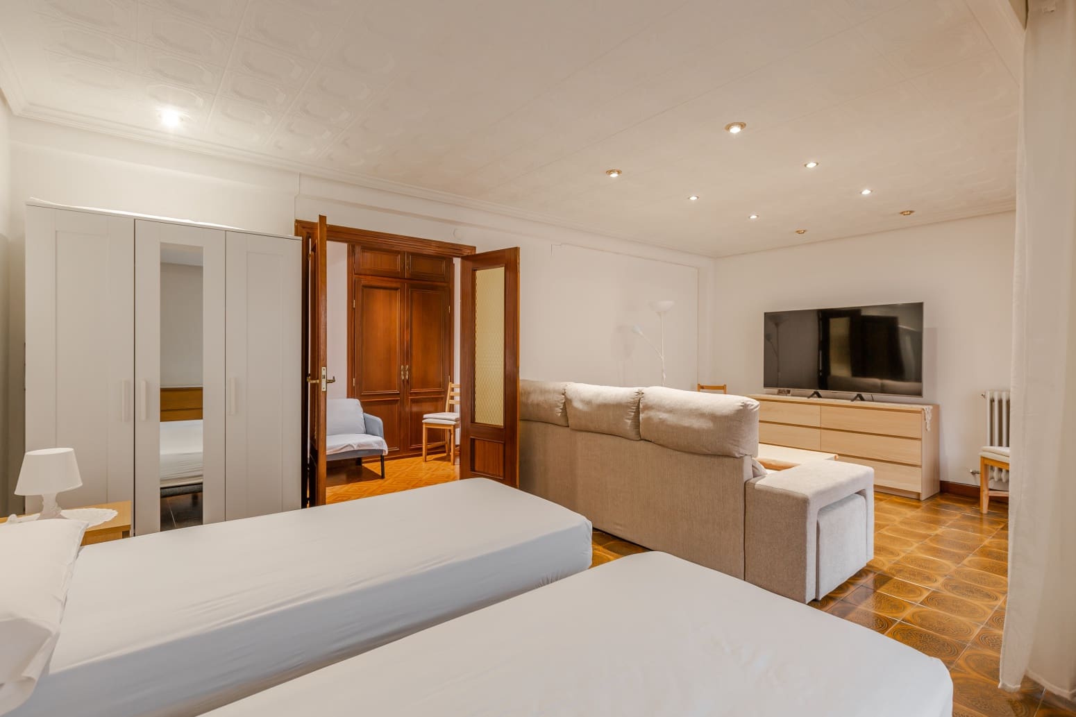 2 bedroom Flat for sale in Pamplona / Iruna - € 187,000 (Ref: 9436956)