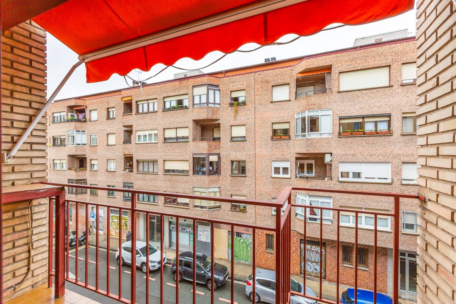 2 bedroom Flat for sale in Pamplona / Iruna - € 187,000 (Ref: 9436956)