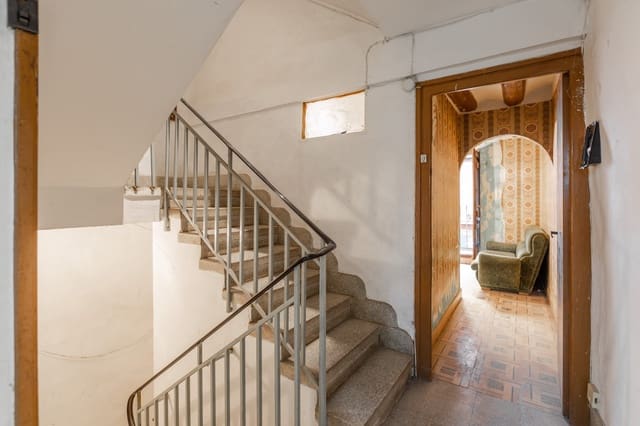 4 soveværelse Villa til salg i Sangüesa med garage - € 69.000 (Ref: 9439704)