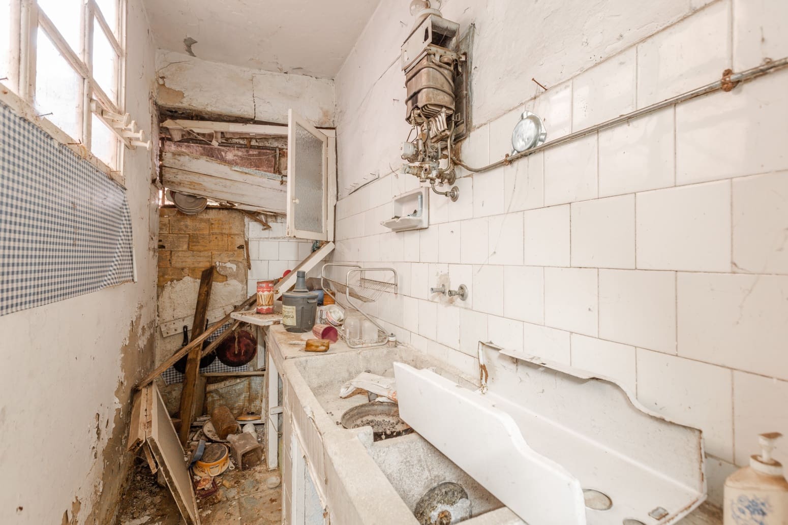 4 soveværelse Villa til salg i Sanguesa med garage - € 69.000 (Ref: 9439704)