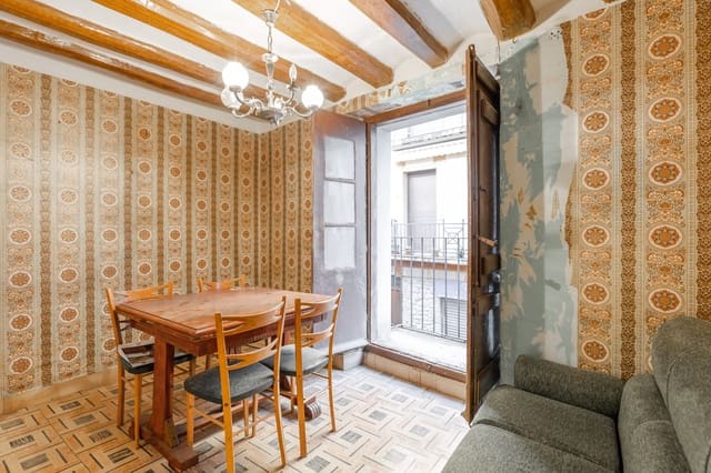 4 soveværelse Villa til salg i Sangüesa med garage - € 69.000 (Ref: 9439704)